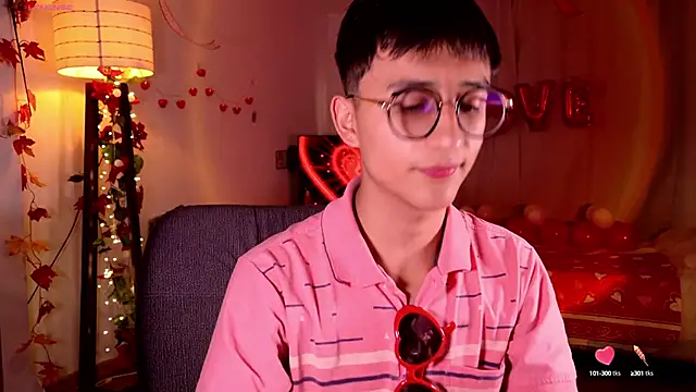 Snapshot of Mr_evan1 chatting on 02/05/25, 01:11 Mr evan1 online show from 02/05/25, 01:11