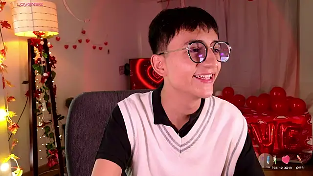 Snapshot of Mr_evan1 chatting on 02/09/25, 01:25 Mr evan1 online show from 02/09/25, 01:25