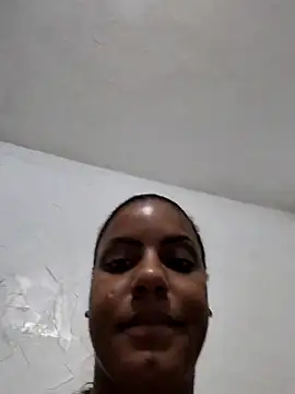 Snapshot of Bella_Anjoss chatting on 02/22/25, 06:52 Bella Anjoss online show from 02/22/25, 06:52