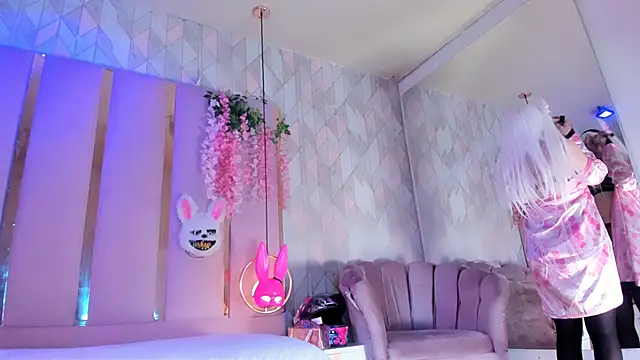 Broklinwhite  online show from 10/24/25, 02:57