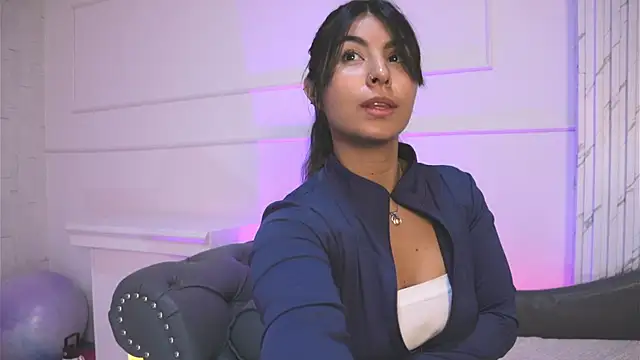 Snapshot of ShelleyMorell chatting on 01/17/25, 12:31 ShelleyMorell online show from 01/17/25, 12:31