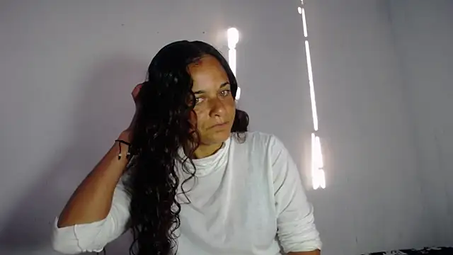 Snapshot of GiveLove1 chatting on 12/15/24, 09:53 GiveLove1 online show from 12/15/24, 09:53