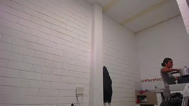 Snapshot of GiveLove1 chatting on 02/26/25, 10:42 GiveLove1 online show from 02/26/25, 10:42