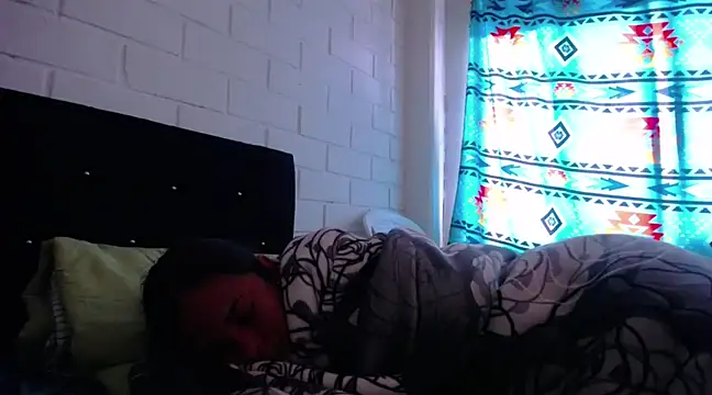 Snapshot of GiveLove1 chatting on 03/01/25, 02:13 GiveLove1 online show from 03/01/25, 02:13