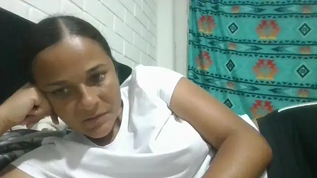 Snapshot of GiveLove1 chatting on 03/11/25, 07:04 GiveLove1 online show from 03/11/25, 07:04