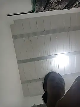 Snapshot of GiveLove1 chatting on 09/10/25, 09:26 GiveLove1 online show from 09/10/25, 09:26