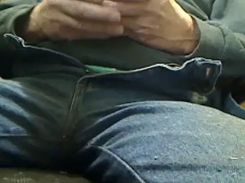 markluvskitty online show from 12/23/24, 05:43