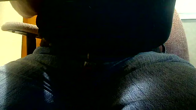 markluvskitty online show from 10/03/25, 12:46