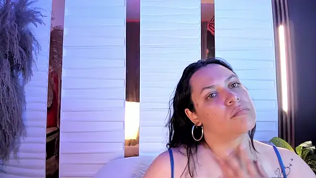 Biiancacox online show from 10/15/25, 02:55