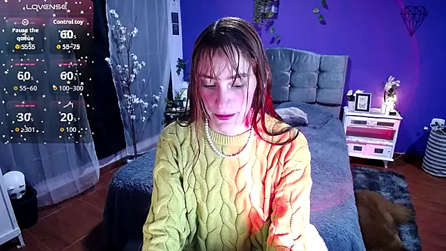 Snapshot of IsaBaileys_ chatting on 11/08/25, 04:34 IsaBaileys online show from 11/08/25, 04:34