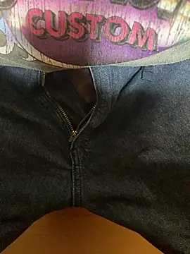 114514hlove online show from 10/27/25, 09:13