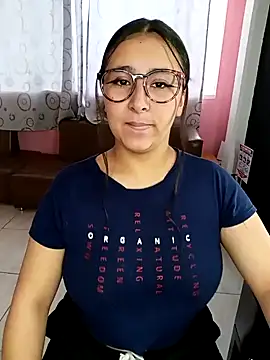 Snapshot of Cute_Penelope chatting on 01/10/25, 12:04 Cute Penelope online show from 01/10/25, 12:04