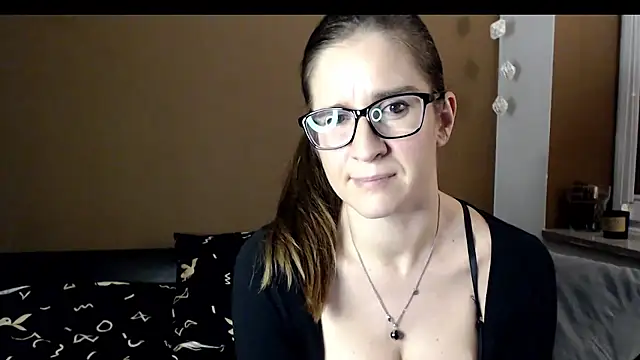 KayaRose online show from 12/02/24, 12:19