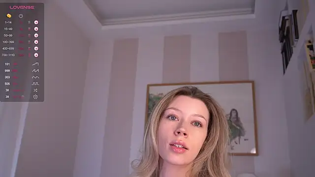 Snapshot of poisonn_girlll chatting on 12/15/24, 02:30 poisonn girlll online show from 12/15/24, 02:30