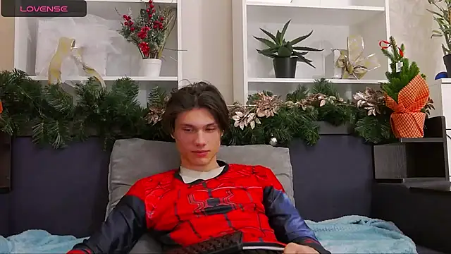 CalvinCay online show from 12/12/24, 08:21