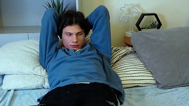 CalvinCay online show from 01/14/25, 01:47