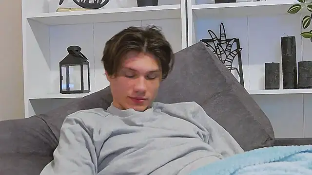 CalvinCay online show from 03/01/25, 03:43