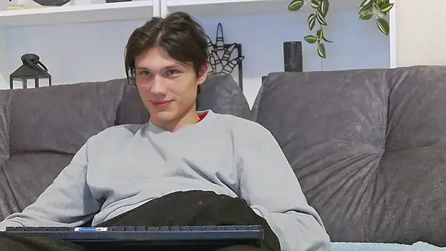 CalvinCay online show from 03/05/25, 07:38