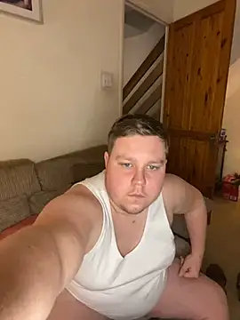 Lukeyboy027 online show from 01/02/25, 12:13