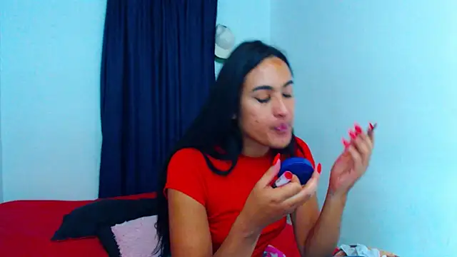 misss estrella online show from 10/25/25, 08:00