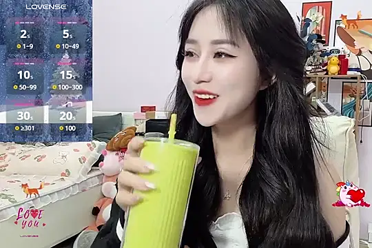  LLisa  online show from 01/11/25, 07:49