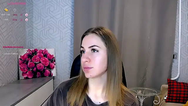 Snapshot of Naughty__Megan chatting on 01/30/25, 04:45 Naughty Megan online show from 01/30/25, 04:45