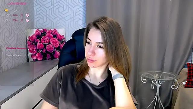 Snapshot of Naughty__Megan chatting on 02/03/25, 06:13 Naughty Megan online show from 02/03/25, 06:13