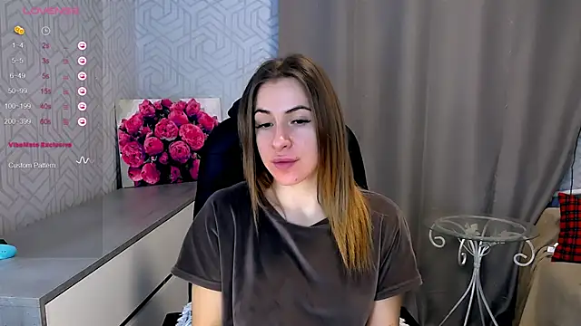 Snapshot of Naughty__Megan chatting on 02/03/25, 09:30 Naughty Megan online show from 02/03/25, 09:30