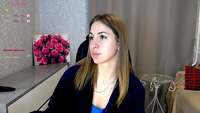 Snapshot of Naughty__Megan chatting on 02/11/25, 04:24 Naughty Megan online show from 02/11/25, 04:24