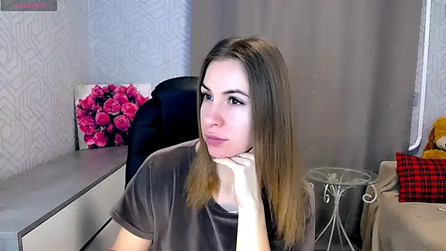 Snapshot of Naughty__Megan chatting on 02/20/25, 07:34 Naughty Megan online show from 02/20/25, 07:34