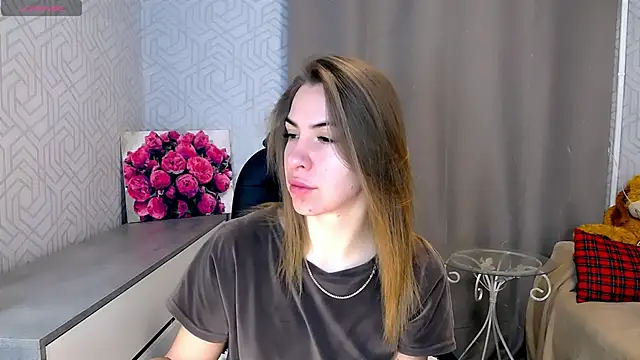 Snapshot of Naughty__Megan chatting on 03/03/25, 05:09 Naughty Megan online show from 03/03/25, 05:09