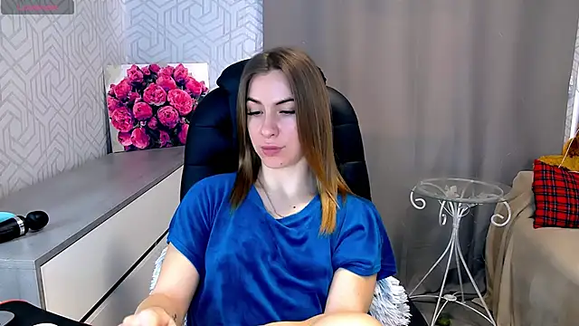 Snapshot of Naughty__Megan chatting on 03/07/25, 08:02 Naughty Megan online show from 03/07/25, 08:02