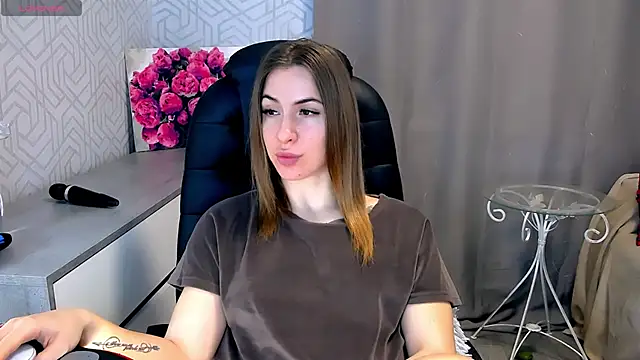 Snapshot of Naughty__Megan chatting on 03/13/25, 08:26 Naughty Megan online show from 03/13/25, 08:26