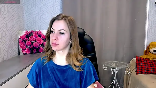 Snapshot of Naughty__Megan chatting on 03/15/25, 06:25 Naughty Megan online show from 03/15/25, 06:25