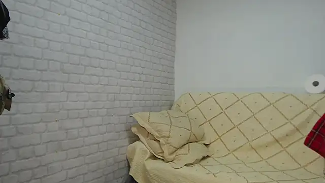 EmmaSquirt online show from 12/14/24, 09:45