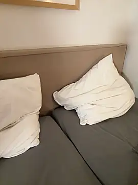 Alisa-Marie online show from 11/14/25, 04:06