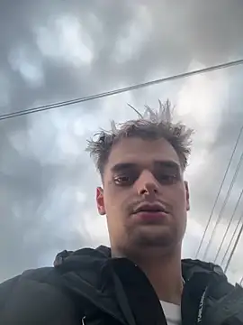 Snapshot of radoslavsumanofficial chatting on 09/27/25, 05:12 radoslavsumanofficial online show from 09/27/25, 05:12