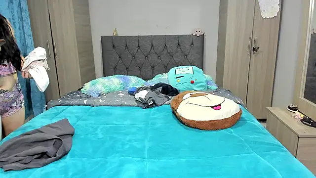 Snapshot of steban_and_kim chatting on 01/09/25, 11:34 steban and kim online show from 01/09/25, 11:34