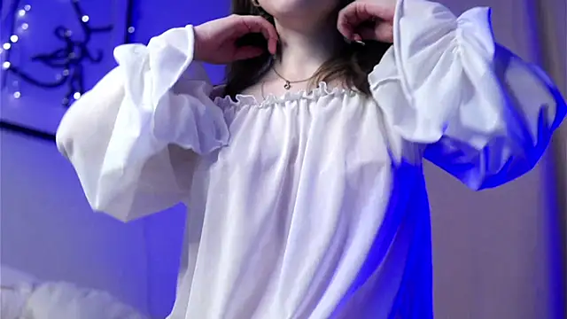 EstherMitchel online show from 02/26/25, 07:20