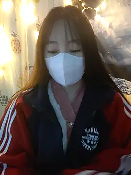 Snapshot of Kajisu_26 chatting on 12/24/24, 02:21 Kajisu 26 online show from 12/24/24, 02:21