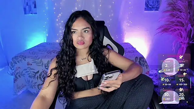 Riana Kean online show from 11/23/25, 12:54