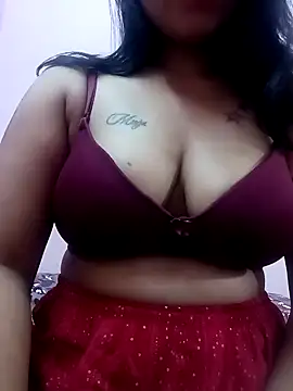 Snapshot of Beauty-khan chatting on 01/12/25, 09:29 Beauty-khan online show from 01/12/25, 09:29