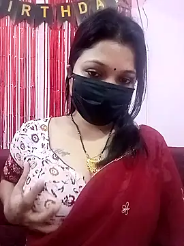 Snapshot of Beauty-khan chatting on 02/03/25, 01:08 Beauty-khan online show from 02/03/25, 01:08