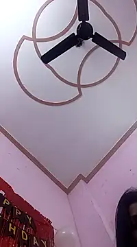 Snapshot of Beauty-khan chatting on 02/03/25, 04:10 Beauty-khan online show from 02/03/25, 04:10