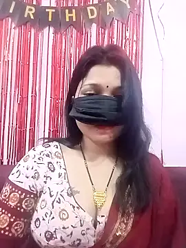 Snapshot of Beauty-khan chatting on 02/04/25, 12:51 Beauty-khan online show from 02/04/25, 12:51