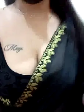 Snapshot of Beauty-khan chatting on 11/07/25, 08:09 Beauty-khan online show from 11/07/25, 08:09