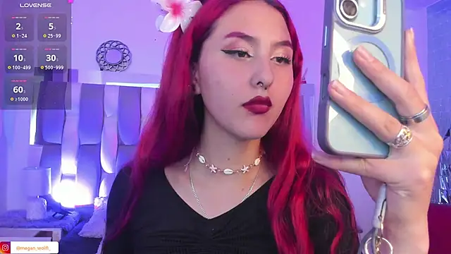 Snapshot of Megan_wolf1_ chatting on 03/13/25, 07:20 Megan wolf1 online show from 03/13/25, 07:20