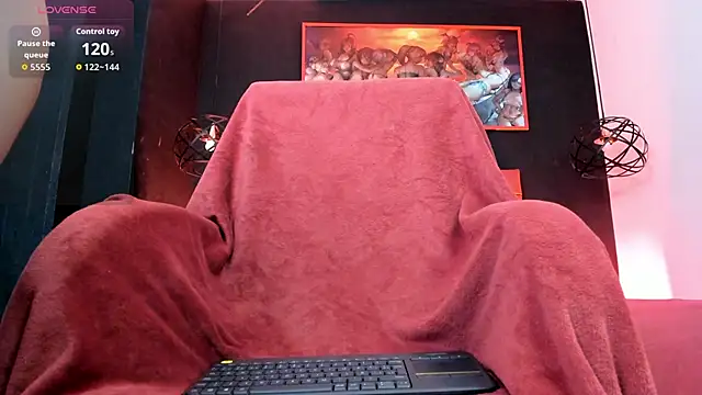 Megan wolf1  online show from 10/10/25, 03:27