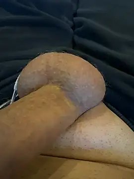 rambetto21 online show from 10/14/25, 04:41