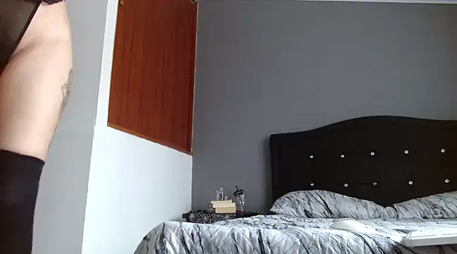 Snapshot of Emilia_1995 chatting on 03/10/25, 07:07 Emilia 1995 online show from 03/10/25, 07:07